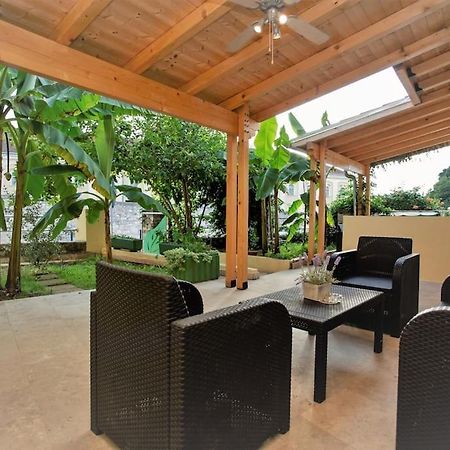 Apartman Den,Rovinj Oaza U Centru Grada I Besplatnim Parkingom Apartment Luaran gambar